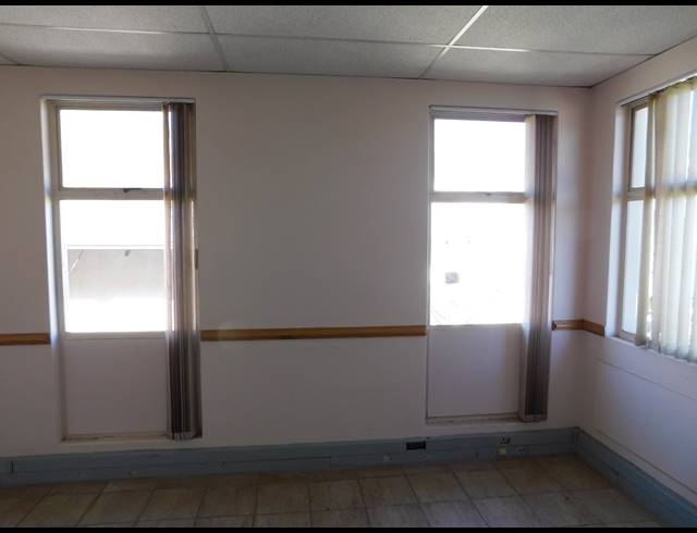162M² OFFICE TO LET IN BORDEAUX